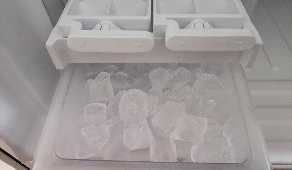 مشکل یخ ساز یخچال